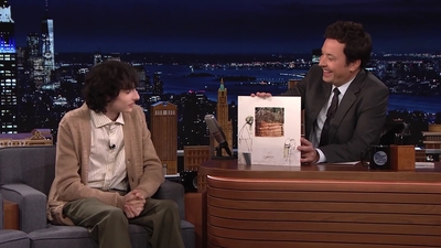 2021-10-12_-_The_Tonight_Show_Starring_Jimmy_Fallon_2_mp413058.jpg