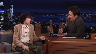 2021-10-12_-_The_Tonight_Show_Starring_Jimmy_Fallon_2_mp413244.jpg