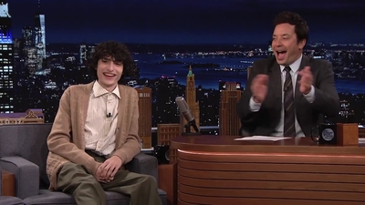 2021-10-12_-_The_Tonight_Show_Starring_Jimmy_Fallon_2_mp413294.jpg