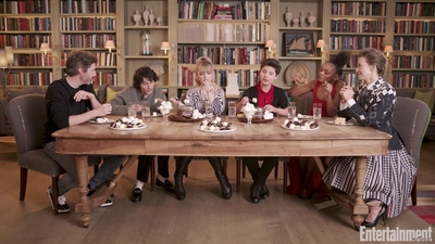 2021-11-19_-_Entertainment_Weekly_-_Ghostbusters_Afterlife_Interview_mp414428.jpg