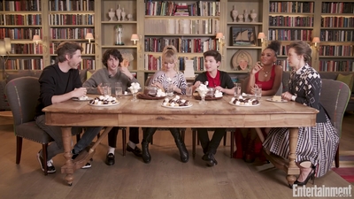 2021-11-19_-_Entertainment_Weekly_-_Ghostbusters_Afterlife_Interview_mp414440.jpg