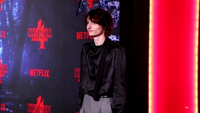 2022-05-14_-_Stranger_Things_Season_4_Premiere_1_mp44802.jpg