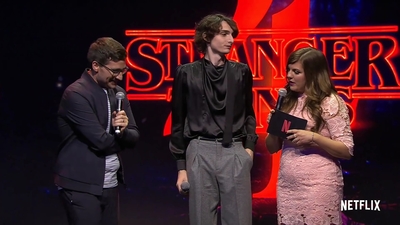 2022-05-14_-_Stranger_Things_Season_4_Premiere_NEW_mp416179.jpg