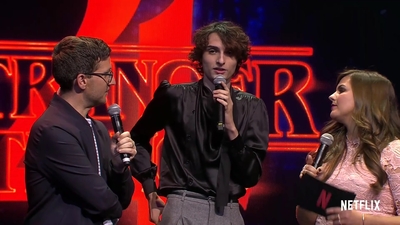 2022-05-14_-_Stranger_Things_Season_4_Premiere_NEW_mp416511.jpg