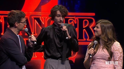 2022-05-14_-_Stranger_Things_Season_4_Premiere_NEW_mp416673.jpg
