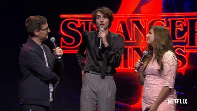 2022-05-14_-_Stranger_Things_Season_4_Premiere_NEW_mp416752.jpg