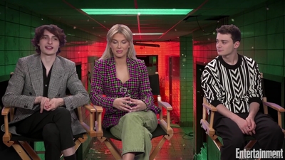 2022-05-25_-_Entertainment_Weekly_-_Stranger_Thins_S04_Interview_mp417585.jpg
