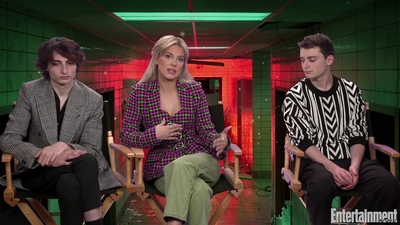 2022-05-25_-_Entertainment_Weekly_-_Stranger_Thins_S04_Interview_mp418151.jpg
