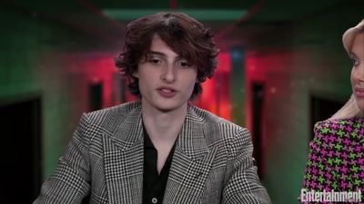 2022-05-25_-_Entertainment_Weekly_-_Stranger_Thins_S04_Interview_mp418270.jpg