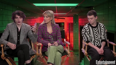 2022-05-25_-_Entertainment_Weekly_-_Stranger_Thins_S04_Interview_mp418294.jpg