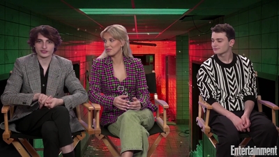 2022-05-25_-_Entertainment_Weekly_-_Stranger_Thins_S04_Interview_mp418321.jpg