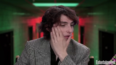 2022-05-25_-_Entertainment_Weekly_-_Stranger_Thins_S04_Interview_mp418989.jpg