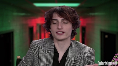 2022-05-25_-_Entertainment_Weekly_-_Stranger_Thins_S04_Interview_mp419038.jpg