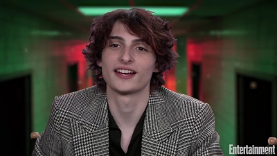 2022-05-25_-_Entertainment_Weekly_-_Stranger_Thins_S04_Interview_mp419041.jpg