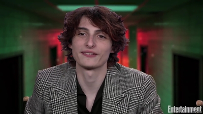 2022-05-25_-_Entertainment_Weekly_-_Stranger_Thins_S04_Interview_mp419042.jpg