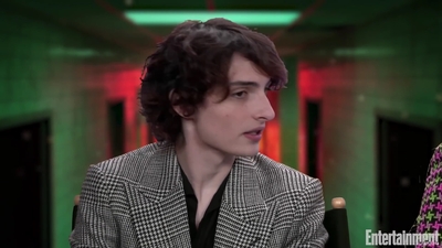 2022-05-25_-_Entertainment_Weekly_-_Stranger_Thins_S04_Interview_mp419089.jpg