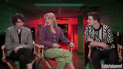 2022-05-25_-_Entertainment_Weekly_-_Stranger_Thins_S04_Interview_mp419097.jpg