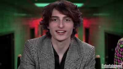 2022-05-25_-_Entertainment_Weekly_-_Stranger_Thins_S04_Interview_mp419681.jpg
