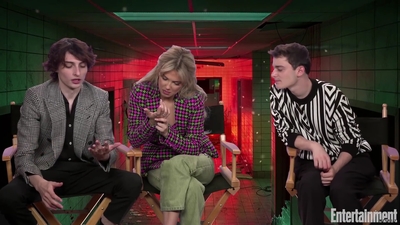 2022-05-25_-_Entertainment_Weekly_-_Stranger_Thins_S04_Interview_mp419689.jpg
