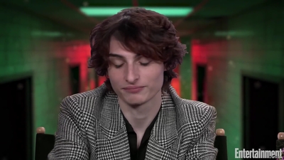 2022-05-25_-_Entertainment_Weekly_-_Stranger_Thins_S04_Interview_mp419716.jpg