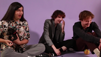2022-05-27_-_BuzzFeed_Celeb_-_Stranger_Thins_S04_Interview_mp420754.jpg