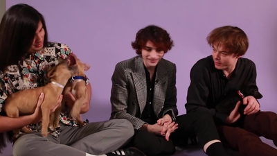2022-05-27_-_BuzzFeed_Celeb_-_Stranger_Thins_S04_Interview_mp420868.jpg