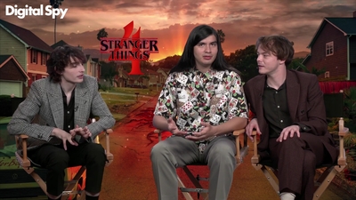 2022-05-27_-_Digital_Spy_-_Stranger_Thins_S04_Interview_mp420940.jpg