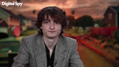 2022-05-27_-_Digital_Spy_-_Stranger_Thins_S04_Interview_mp420978.jpg