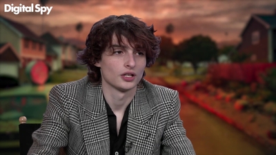 2022-05-27_-_Digital_Spy_-_Stranger_Thins_S04_Interview_mp420982.jpg