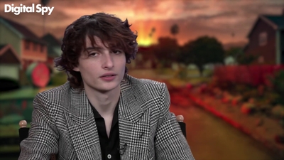 2022-05-27_-_Digital_Spy_-_Stranger_Thins_S04_Interview_mp420996.jpg