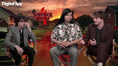 2022-05-27_-_Digital_Spy_-_Stranger_Thins_S04_Interview_mp421020.jpg