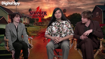 2022-05-27_-_Digital_Spy_-_Stranger_Thins_S04_Interview_mp421081.jpg