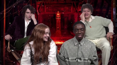 2022-05-27_-_MTV_News_-_Stranger_Thins_S04_Interview_mp40251.jpg