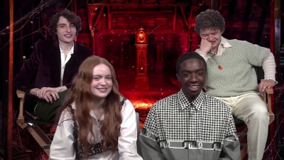 2022-05-27_-_MTV_News_-_Stranger_Thins_S04_Interview_mp40259.jpg