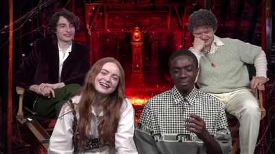 2022-05-27_-_MTV_News_-_Stranger_Thins_S04_Interview_mp40260.jpg