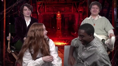 2022-05-27_-_MTV_News_-_Stranger_Thins_S04_Interview_mp40275.jpg