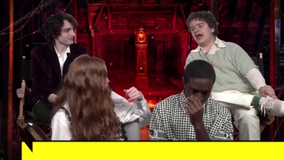 2022-05-27_-_MTV_News_-_Stranger_Thins_S04_Interview_mp40301.jpg