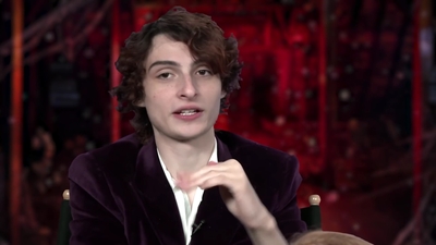 2022-05-27_-_MTV_News_-_Stranger_Thins_S04_Interview_mp40353.jpg