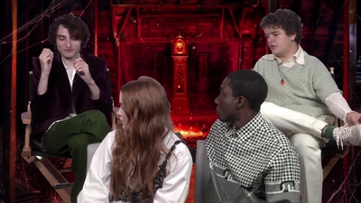 2022-05-27_-_MTV_News_-_Stranger_Thins_S04_Interview_mp40359.jpg