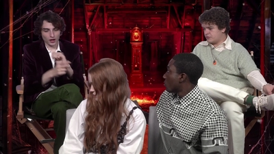 2022-05-27_-_MTV_News_-_Stranger_Thins_S04_Interview_mp40364.jpg