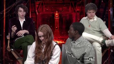2022-05-27_-_MTV_News_-_Stranger_Thins_S04_Interview_mp40366.jpg