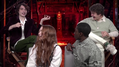 2022-05-27_-_MTV_News_-_Stranger_Thins_S04_Interview_mp40412.jpg