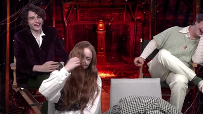 2022-05-27_-_MTV_News_-_Stranger_Thins_S04_Interview_mp40429.jpg