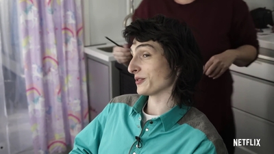 2022-06-08_-_Stranger_Things_-_From_the_Hair_Chair_mp41248.jpg