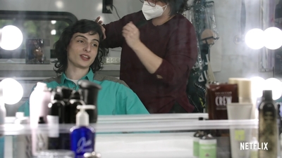 2022-06-08_-_Stranger_Things_-_From_the_Hair_Chair_mp41251.jpg