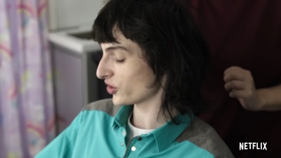 2022-06-08_-_Stranger_Things_-_From_the_Hair_Chair_mp41272.jpg