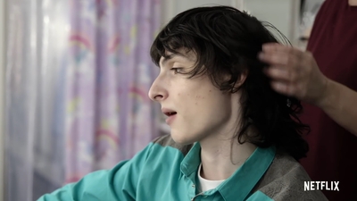 2022-06-08_-_Stranger_Things_-_From_the_Hair_Chair_mp41374.jpg