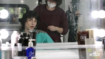 2022-06-08_-_Stranger_Things_-_From_the_Hair_Chair_mp41383.jpg