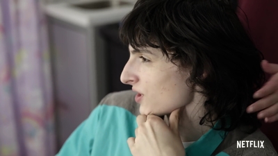 2022-06-08_-_Stranger_Things_-_From_the_Hair_Chair_mp41411.jpg
