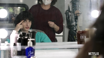 2022-06-08_-_Stranger_Things_-_From_the_Hair_Chair_mp41442.jpg